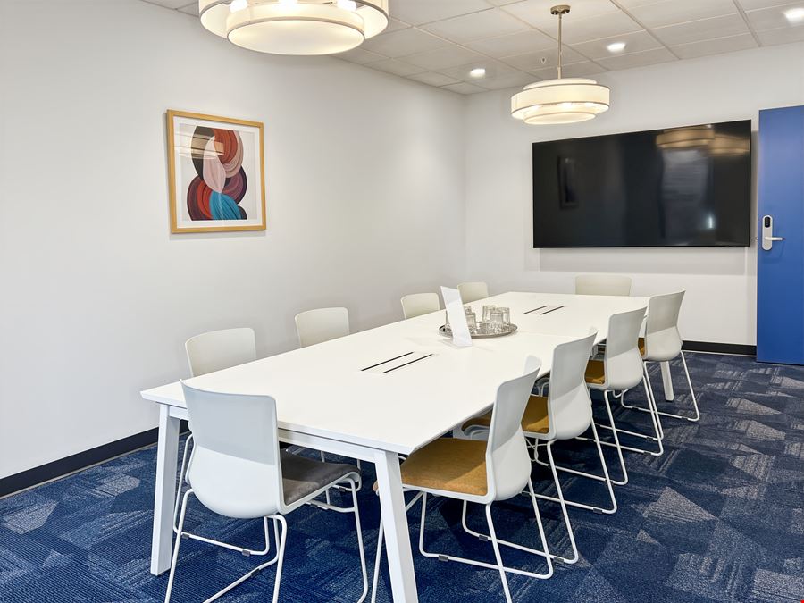 HQ - Bensenville - W Grand Ave