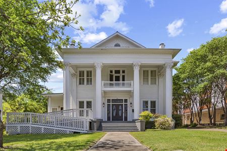 Preview of Office space for Sale at 901 North State Street