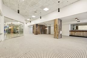 French Quarter Ground Floor 2nd Gen Restaurant Opportunity