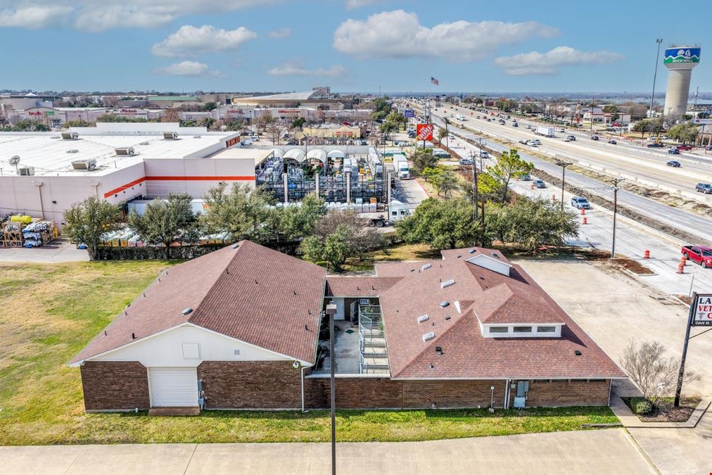 801 E Interstate 30