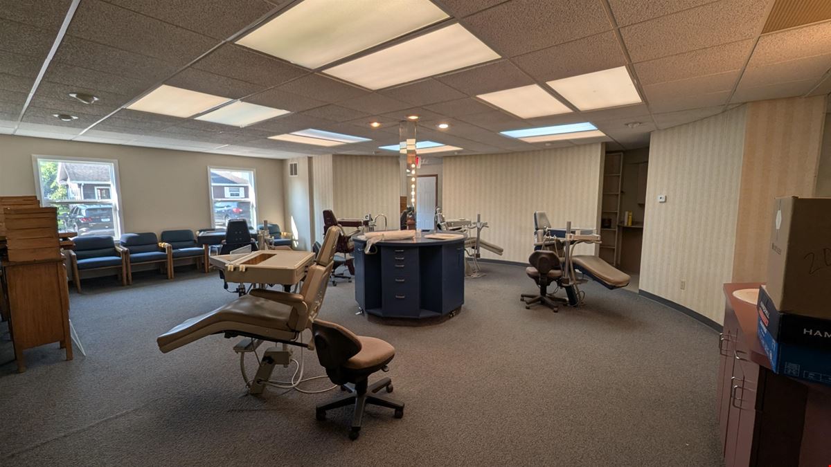 1201 Lincolnway W