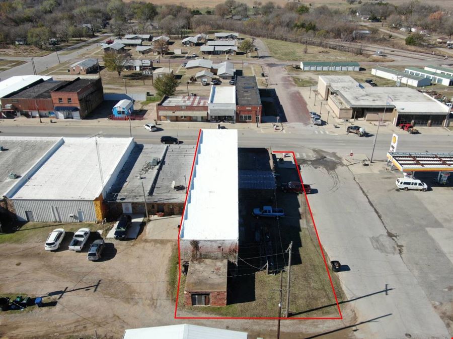 123 N Main Street, #17 &18