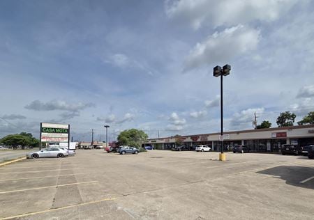 Preview of commercial space at 12450 Bissonnet St