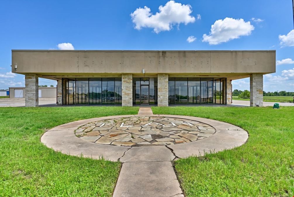 9965 Highway 6 Loop South