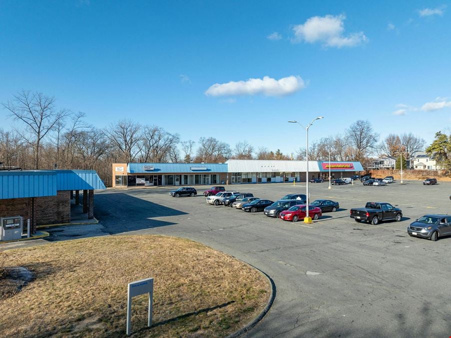 Springfield Neighborhood Retail Plaza