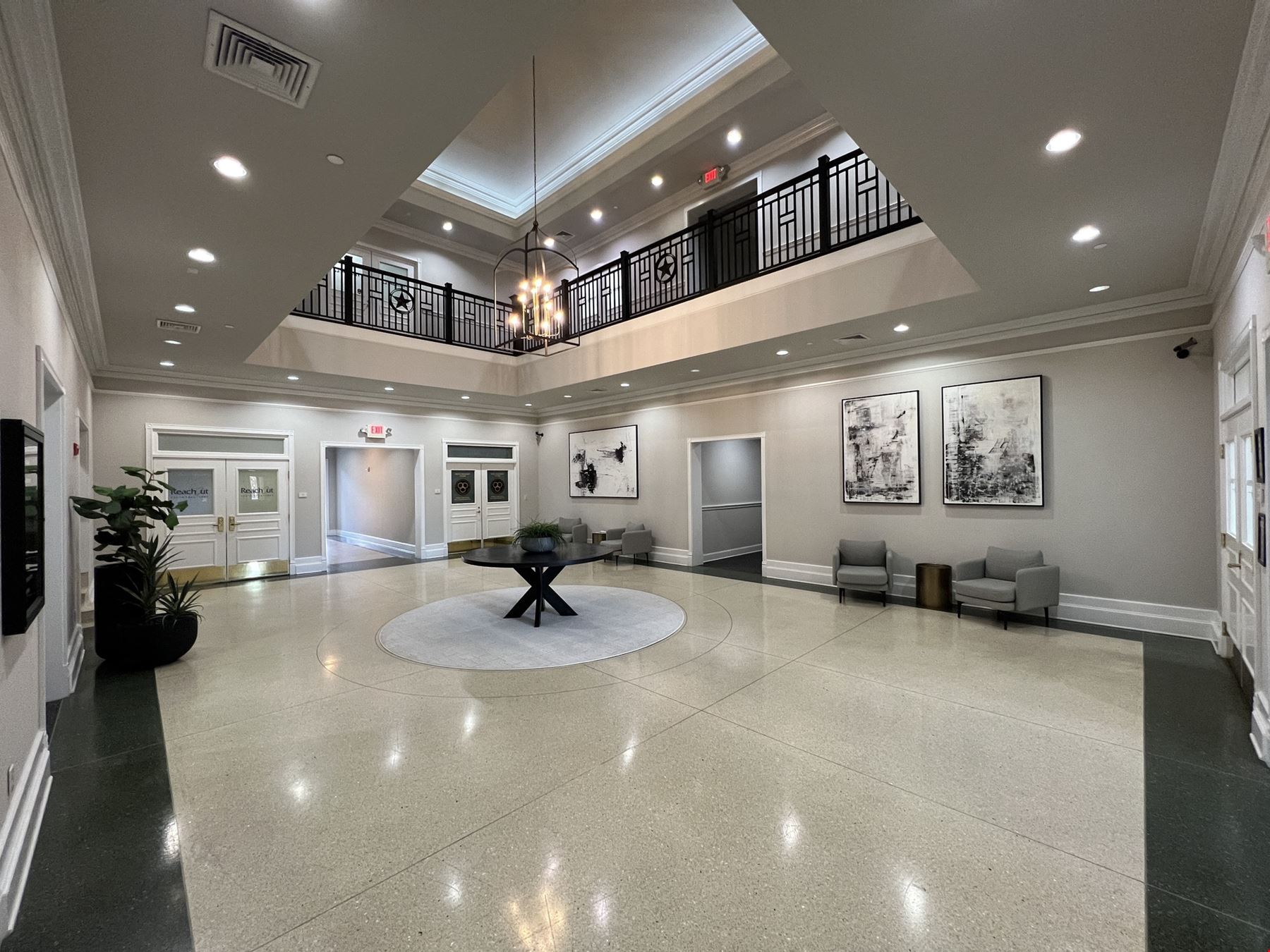 700 Parker Square