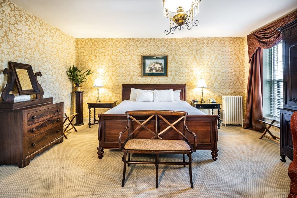 The Beaumont Inn