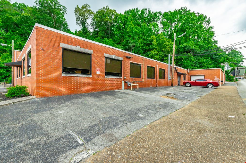 Industrial Flex Space/Retail (Over 27,000 SF) on Corner Lot
