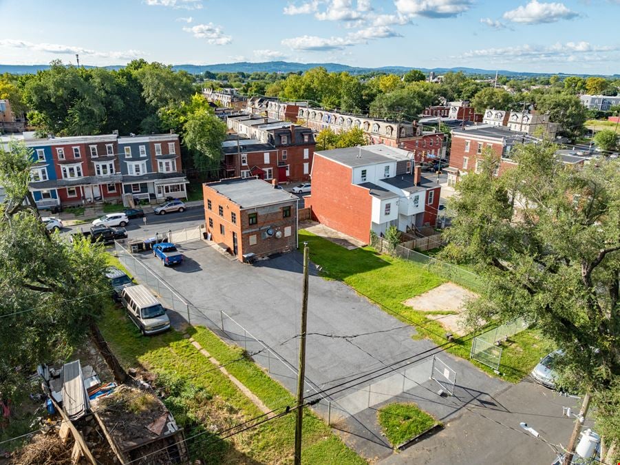 1706 Walnut Street