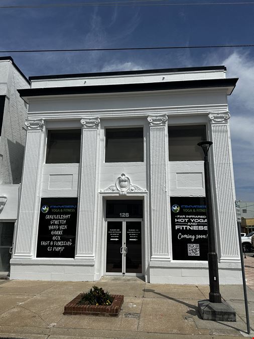 126 W International Speedway Blvd