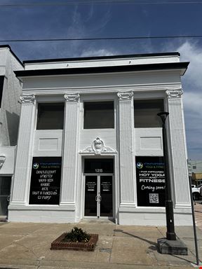 126 W International Speedway Blvd