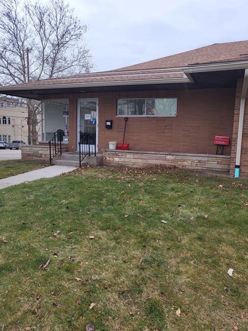 401 W. Ionia #1