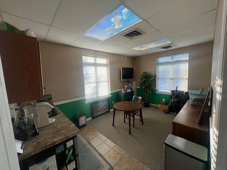5720 Gateway Blvd, Suites 203 & 204