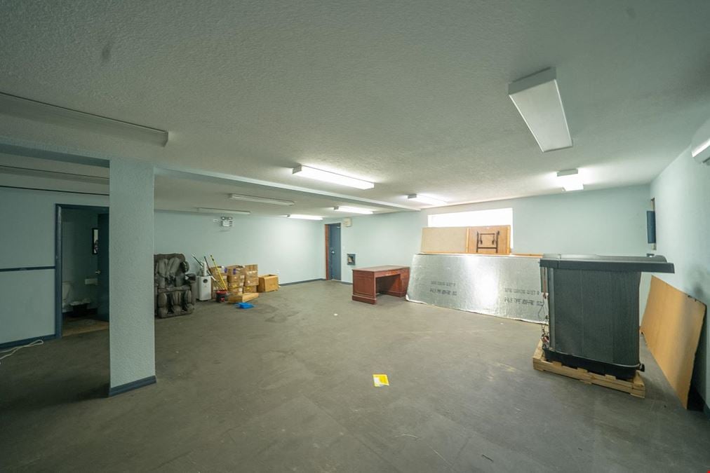 Punta Gorda Warehouse, Office, & Open Yard Space