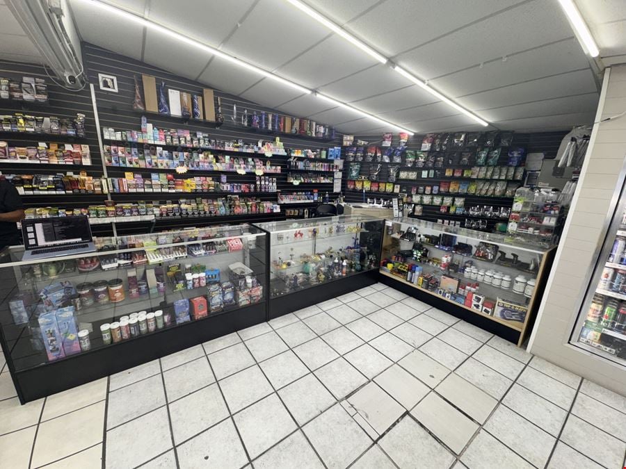 ST PETERSBURG GAS STATION FOR SALE