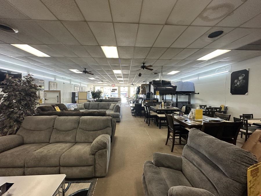 8742 Richmond Hwy