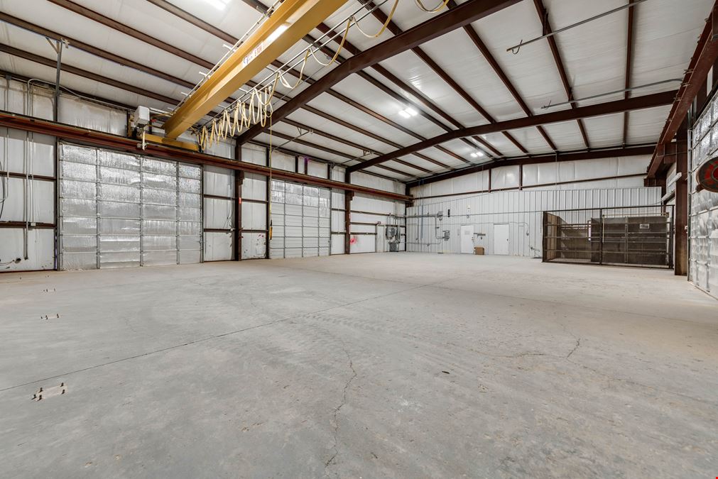 Crane Served Facility off TX-191
