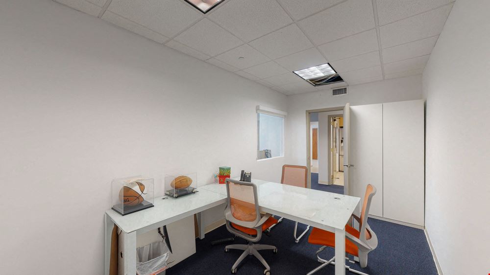 Office property in Miami, FL