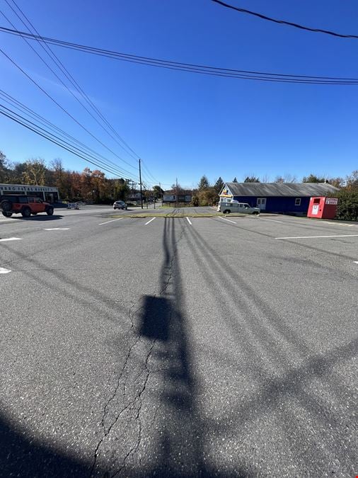 1700 SQFT Retail Space for Lease