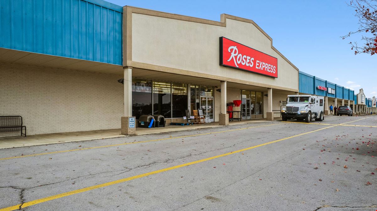 Key Village Shopping Center - Outparcel
