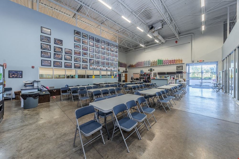 MULTI-USE SPACE AVAILABLE FOR LEASE