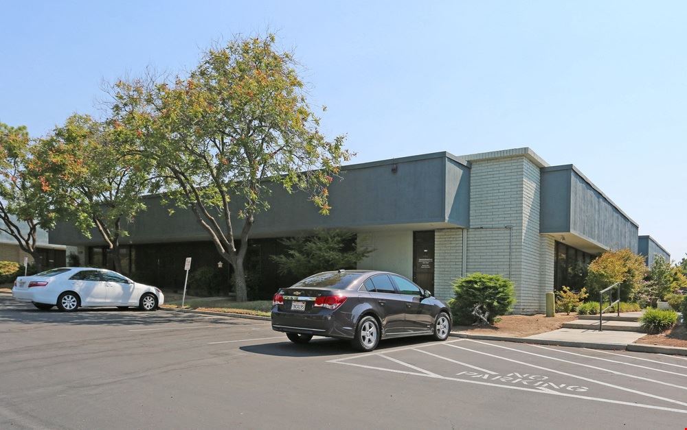 Renovated Professional Office Spaces Available in Fresno, CA