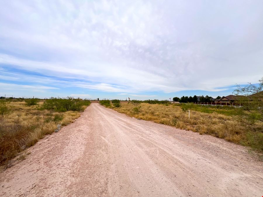 32.25 Acres of Prime Developable Land Near Midkiff Road