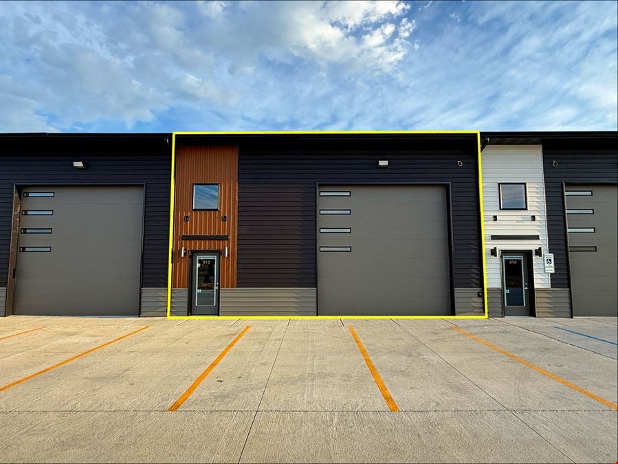 109 Fisher Lane, Unit 413