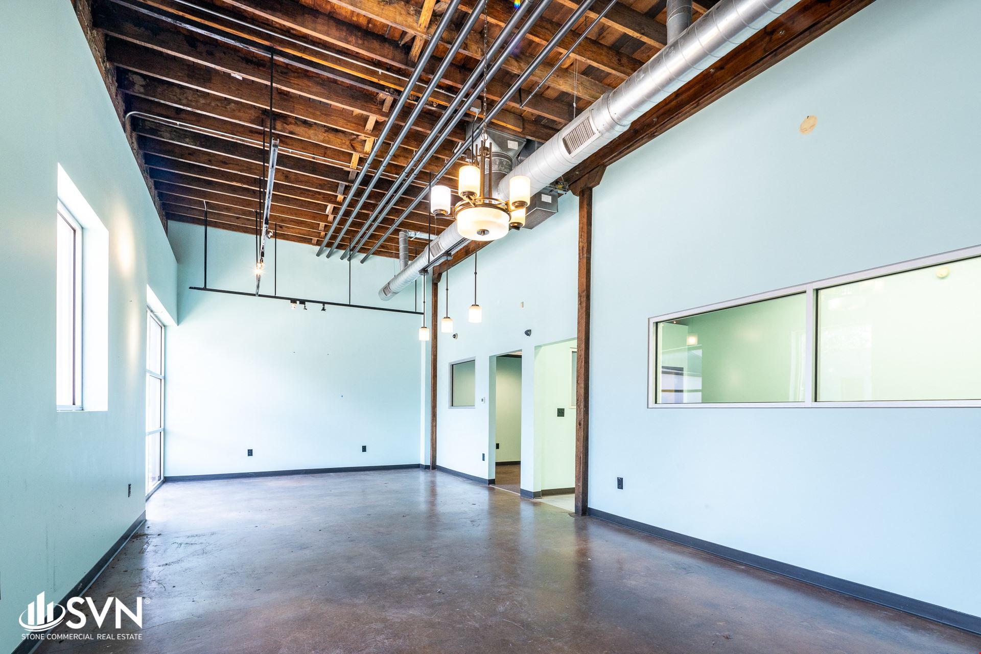 Warehouse Block Creative Retail