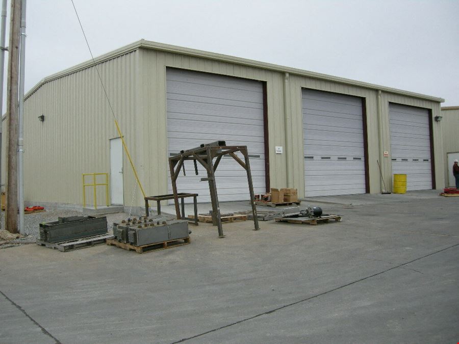 1200 E Highway 7