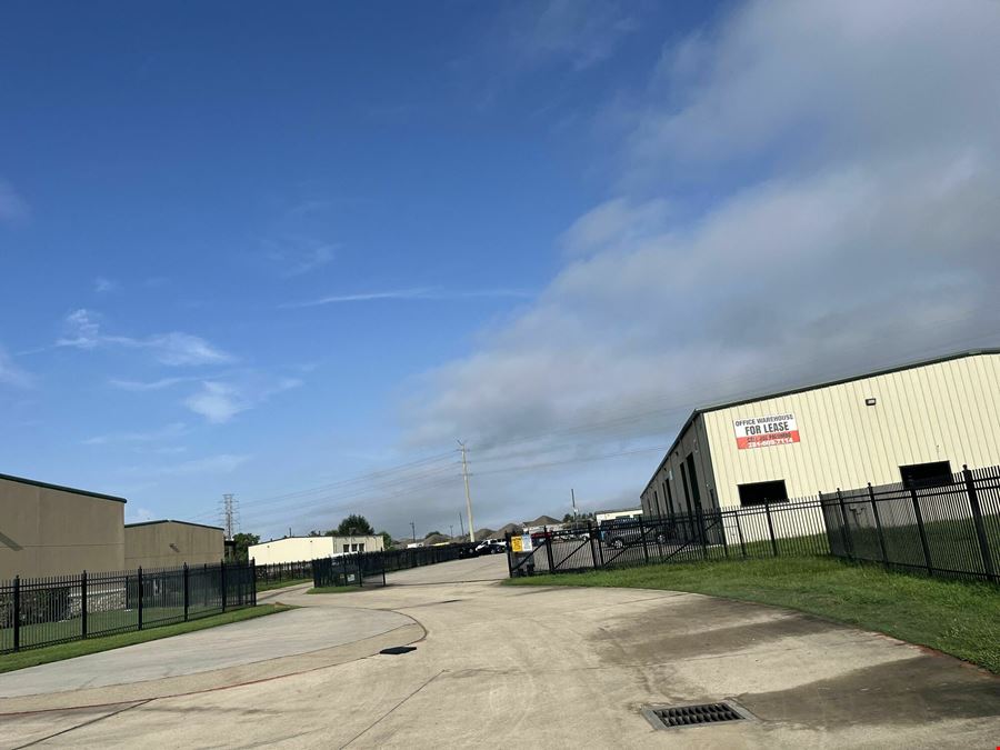 21627- Rhodes Rd. Business Park (Suite G/H)