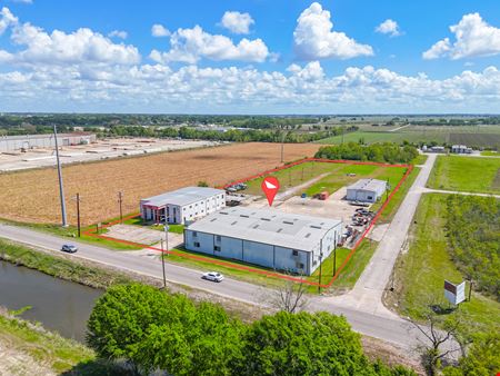Preview of Industrial space for Sale at 3703, 3709 S Lewis St