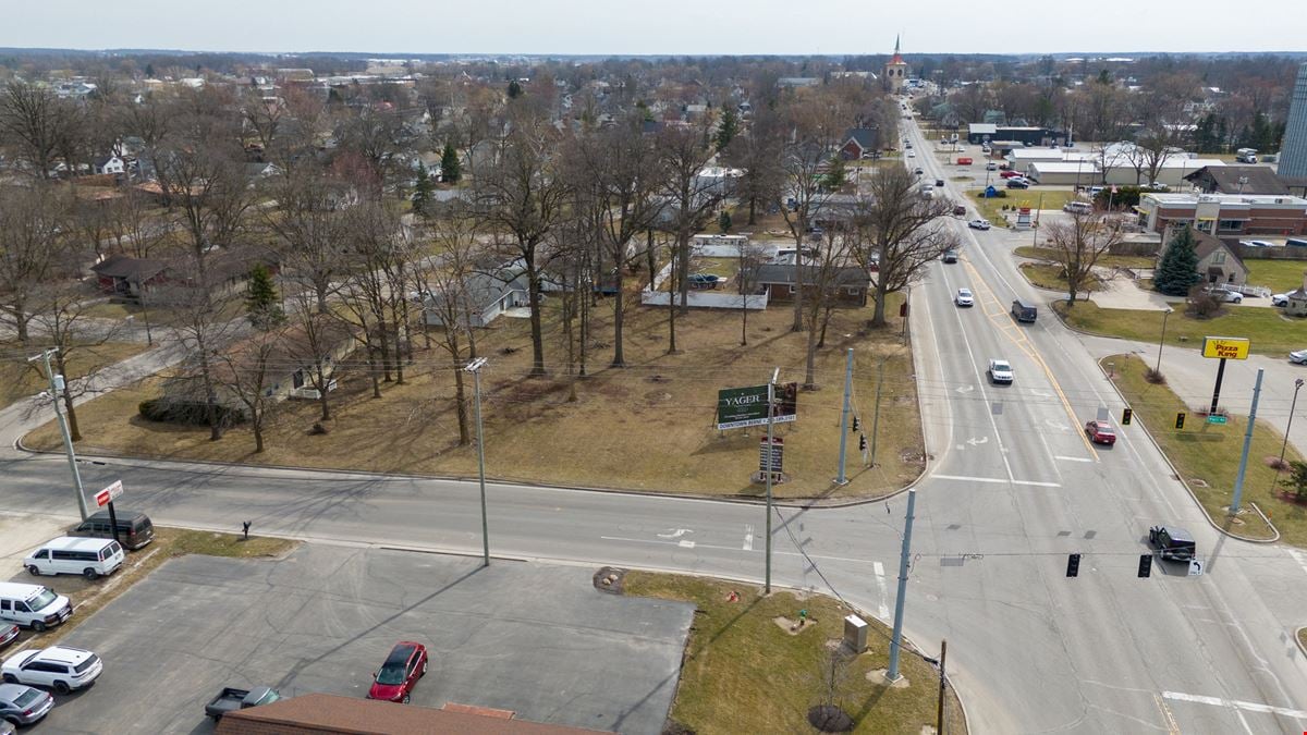 117 W Main + SE Corner of US-27 & Parr Road