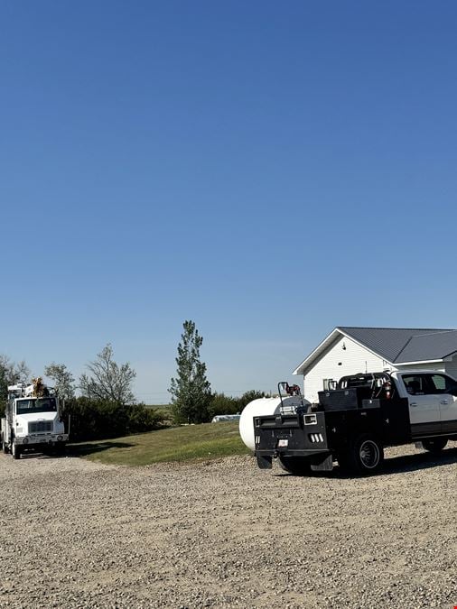 7,106 +/- SF  Industrial Flex on 10 +/- AC