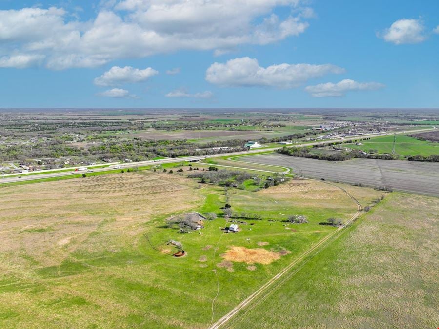 Land for Lease on I-35E