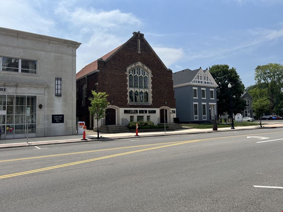 214 W Main St