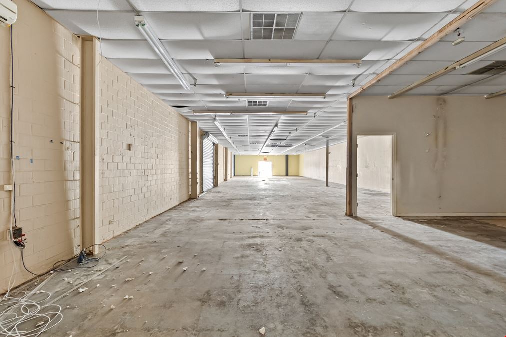 BRING YOUR BEST OFFER! MOTIVATED SELLER: Seabrook Retail Center For Sale – Established Location on Hialeah Dr.