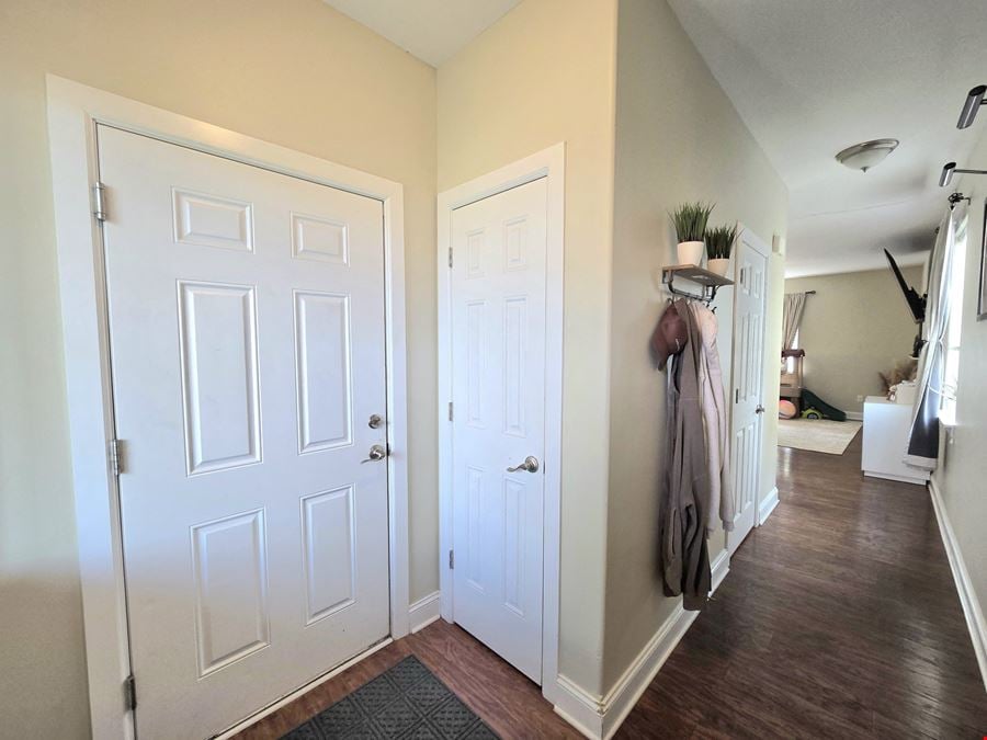 13704 Kristina St