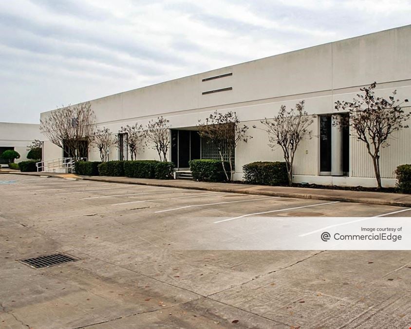 Century Business Plaza