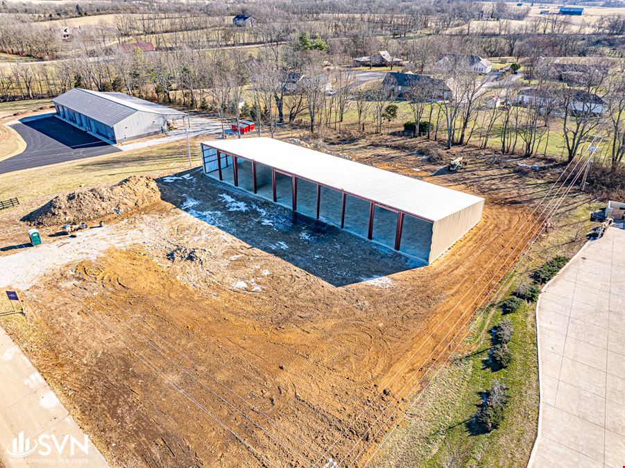 New 2,000 - 10,000 SF Retail / Warehouse Available