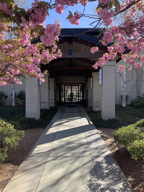 280 & 300 Sierra College Drive