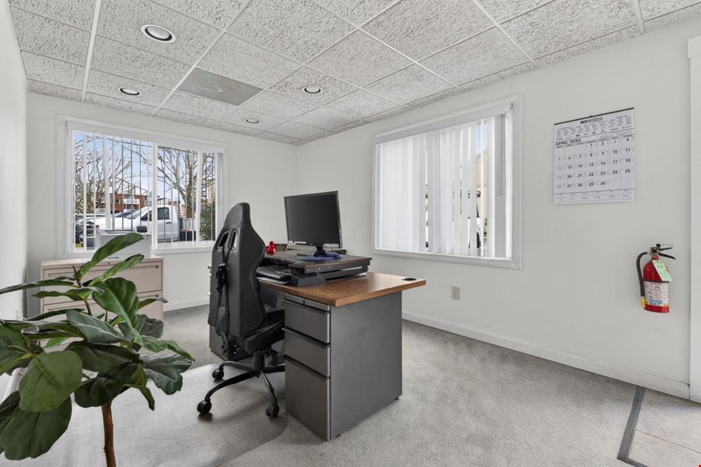 Flexible Office Condo, Dual Entry, Income Potential