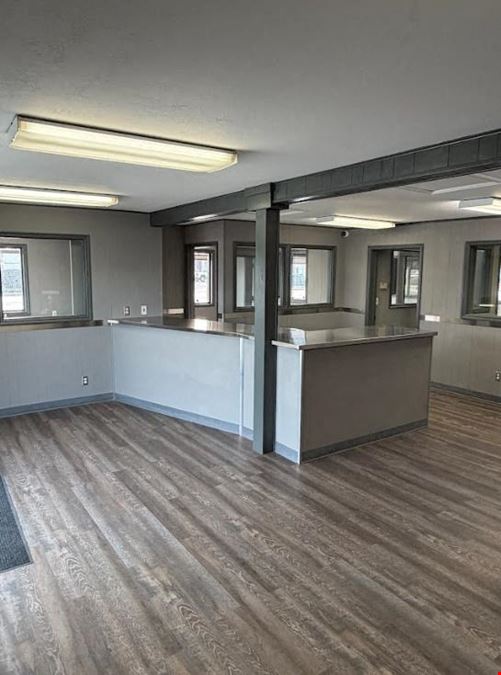 10,000 SF Automotive Warehouse W/ 2,000 SF bonus mezzanine included at no additional rent | 950 W 2100 S Salt Lake City