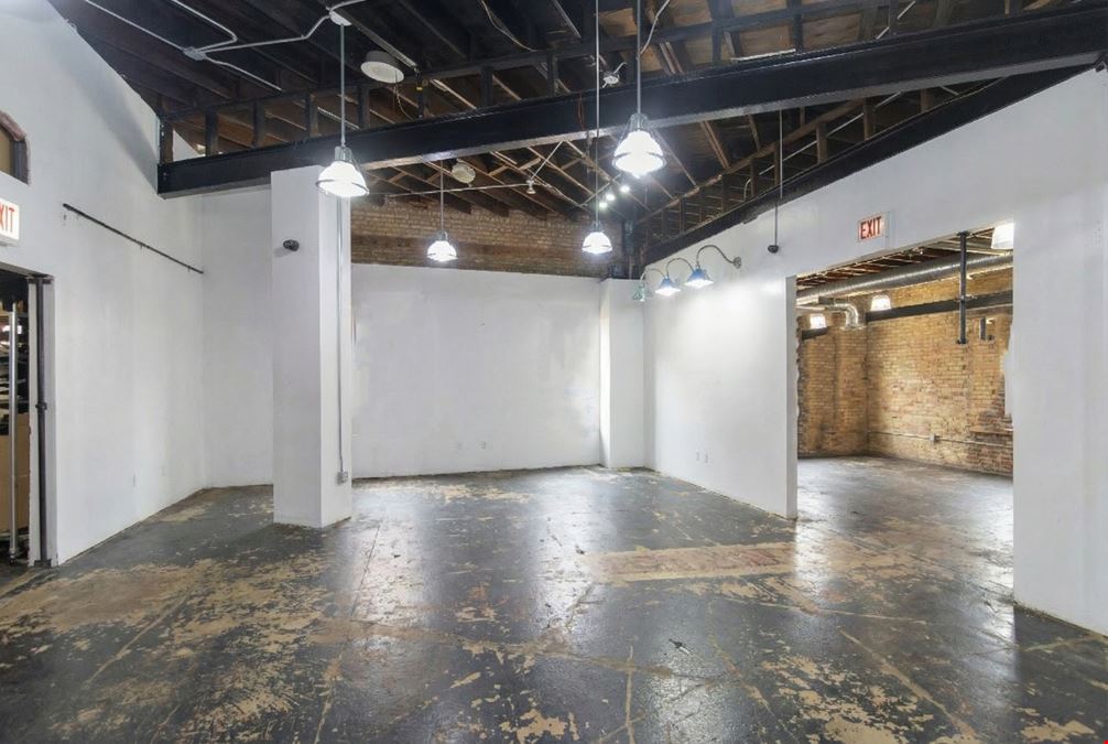 2950 W. Fullerton Ave | For Lease
