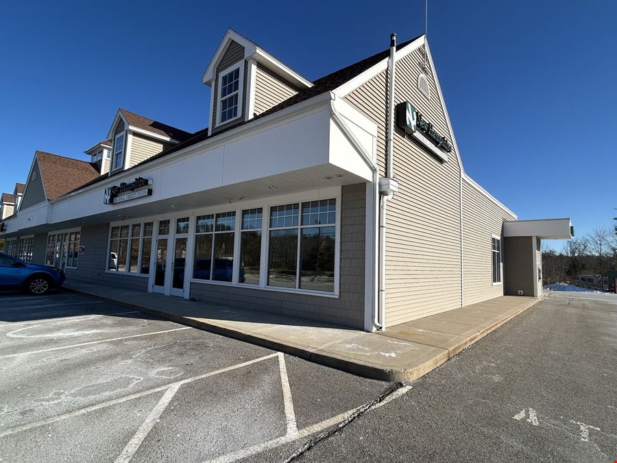 71 Calef Highway, Lee, NH