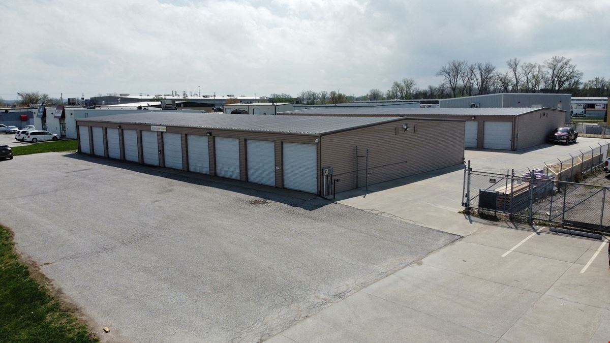 1215 Lew Ross Road