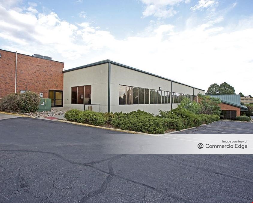 Office Plaza at Inverness