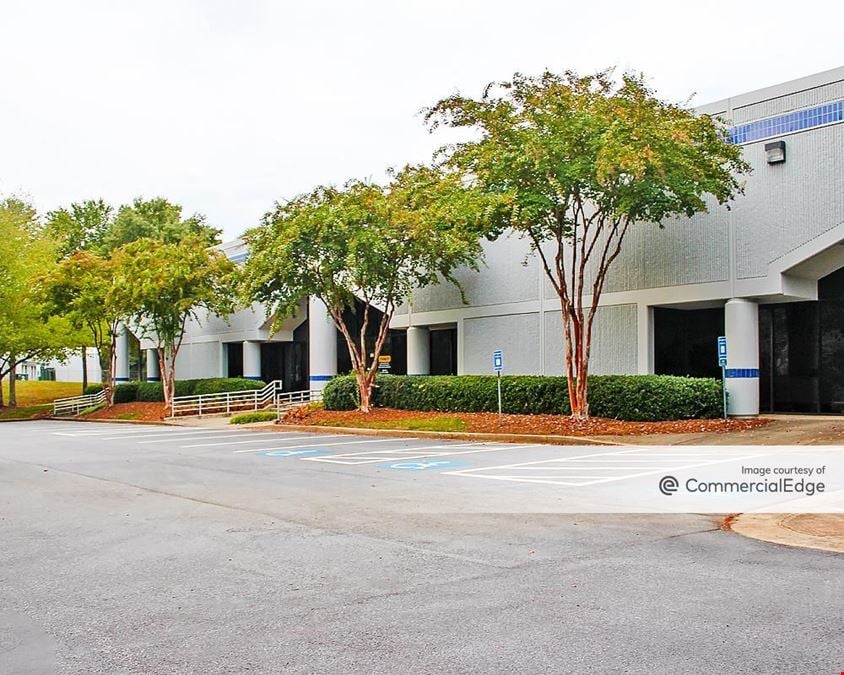 Royal Woods Business Center - 5243 Royal Woods Pkwy