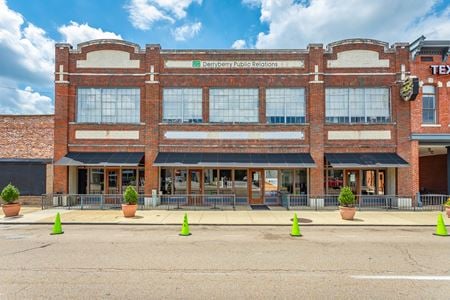 Preview of Retail space for Rent at 423 Market St