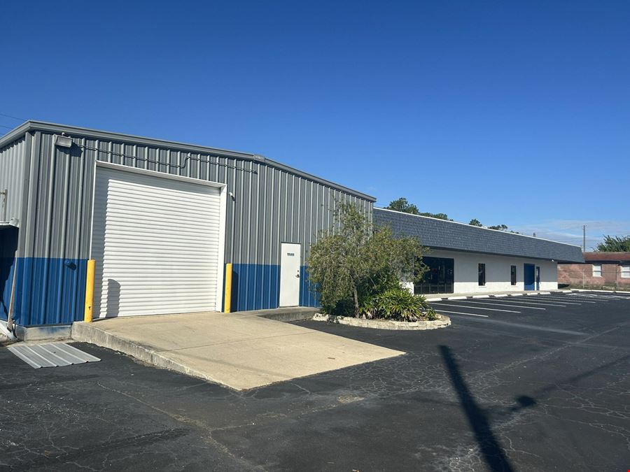 Net-Leased Corporate-Guaranteed Distribution Facility